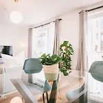 Sadebo Modern - Balkon Oder Terrasse Appartement