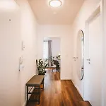 Appartement Sadebo Modern - Balkon Oder Terrasse Lübeck