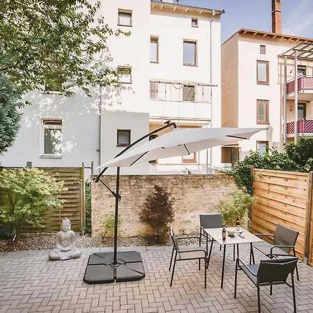 Sadebo Mit Terrasse Oder Balkon Lübeck