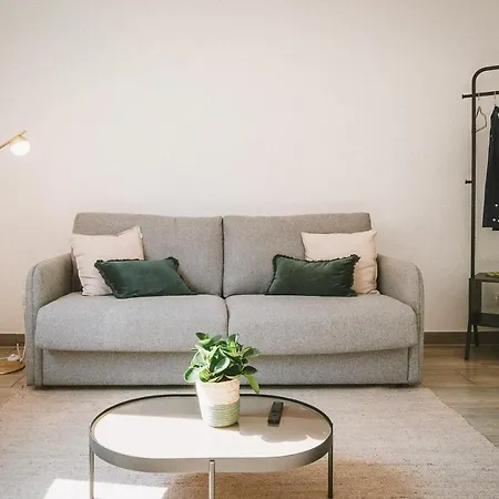 Sadebo Modern - Balkon Oder Terrasse Apartamento *
