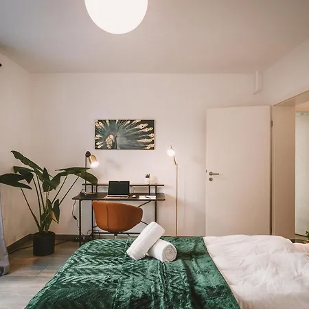 شقة Sadebo Mit Terrasse Oder Balkon لوبيك