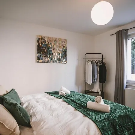 Apartman Sadebo Mit Terrasse Oder Balkon *