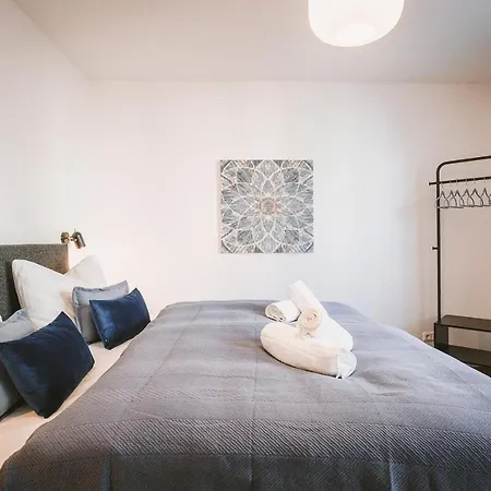 Sadebo Mit Terrasse Oder Balkon