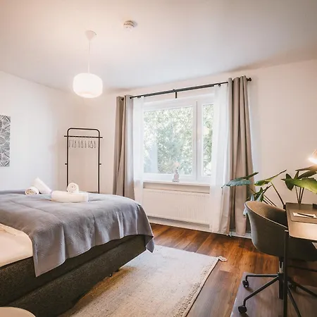 Sadebo Modern - Balkon Oder Terrasse Διαμέρισμα *