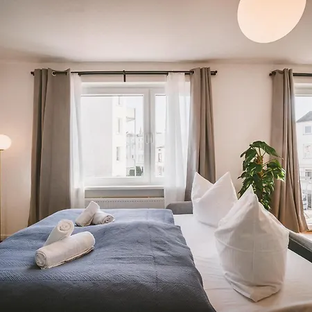 Sadebo Mit Terrasse Oder Balkon *